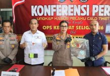 Satgas Ops Ketupat Seligi 2026 Bongkar Modus Penipuan Calo Tiket Pelni di Batu Ampar Satgas Ops Ketupat Seligi 2026 Bongkar Modus Penipuan Calo Tiket Pelni di Batu Ampar