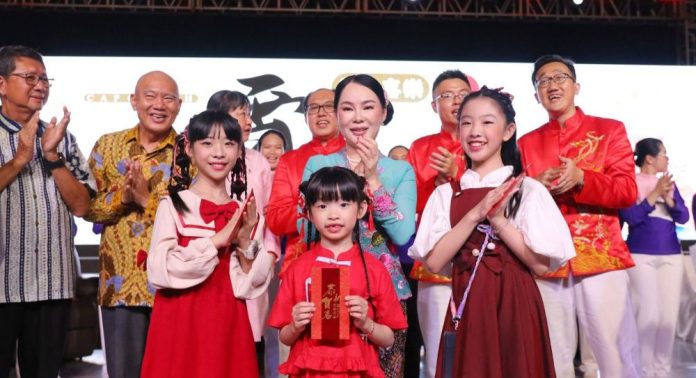 Semarak Festival Cap Go Meh, Li Claudia Apresisasi Penampilan Anak-anak