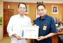 SPT ASN Pemko Batam Capai 99,5 Persen, Walikota Amsakar Terima Penghargaan dari DJP Kepri SPT ASN Pemko Batam Capai 99,5 Persen, Walikota Amsakar Terima Penghargaan dari DJP Kepri