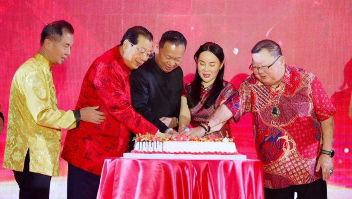 Wakil Wali Kota Batam, Li Claudia Chandra, menghadiri perayaan Cap Go Meh