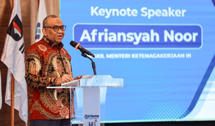 Wamenaker Afriansyah Noor Wamenaker