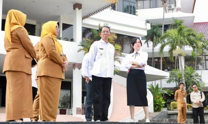 libur Idulfitri 1447 Hijriah. Hal itu ditegaskannya saat memimpin apel gabungan perdana di Dataran Engku Putri, Batam Centre, Senin (30/3/2026).