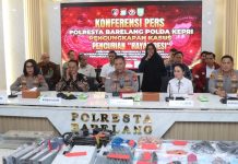 Amsakar-Li Claudia Apresiasi Kinerja Kepolisian Ungkap Pelaku Rayap Besi di Batam Amsakar-Li Claudia Apresiasi Kinerja Kepolisian Ungkap Pelaku Rayap Besi di Batam