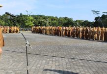 Bupati Aneng Pimpin Apel Gabungan, Tegaskan Disiplin dan Kinerja ASN Anambas Bupati Aneng Pimpin Apel Gabungan, Tegaskan Disiplin dan Kinerja ASN Anambas