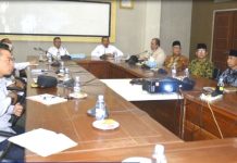 Bupati Aneng Pimpin Rakor Keberangkatan Jemaah Haji Anambas 2026 Berjalan Lancar Bupati Aneng Pimpin Rakor Keberangkatan Jemaah Haji Anambas 2026 Berjalan Lancar