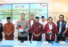 Gerak Cepat Polresta Barelang Ungkap Pelaku Ujaran Kebencian di Facebook Group Gerak Cepat Polresta Barelang Ungkap Pelaku Ujaran Kebencian di Facebook Group