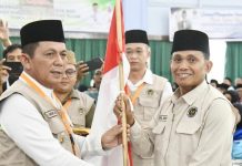Gubernur Ansar Lepas Kloter Pertama Jemaah Haji 2026 Batam, Tekankan Pelayanan Ramah Lansia Gubernur Ansar Ahmad Lepas Kloter Pertama Jemaah Haji Embarkasi Batam