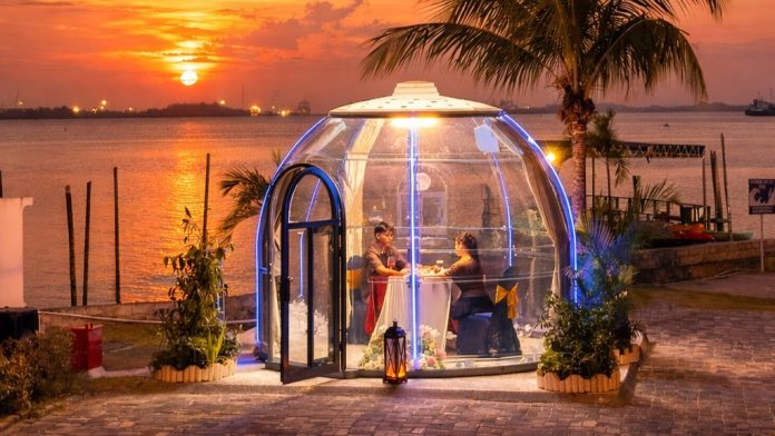 Harris Hotel Hadirkan Promo Paket Candlelit Dinner Eksklusif dengan View Sunset Terbaik di Batam