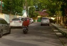 Jalan Menuju Puskesmas Balai Dipenuhi Parkiran Liar, Barkad Karimun Kritik Keras