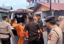 Warga Sungai Lakam Geger, Wanita Ditemukan Tewas Tergantung di Balik Pintu Kamar