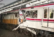 BREAKING NEWS: KRL Ditabrak KA Jarak Jauh di Bekasi Timur, Perjalanan Lumpuh BREAKING NEWS: KRL Ditabrak KA Jarak Jauh di Bekasi Timur, Perjalanan Lumpuh