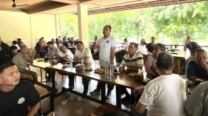 Kapolresta Barelang dan Ketua DPRD Kepri Ngopi Kamtibmas dengan Warga Sekupang