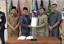 Paripurna DPRD Anambas Bahas Rekomendasi LKPJ 2025 dan Hibah Lahan ke Bulog Paripurna DPRD Anambas Bahas Rekomendasi LKPJ 2025 dan Hibah Lahan ke Bulog