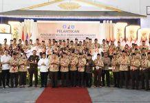 Bupati Anambas Aneng Dilantik sebagai Majelis Pembimbing Pramuka Bupati Anambas Aneng Dilantik sebagai Majelis Pembimbing Pramuka