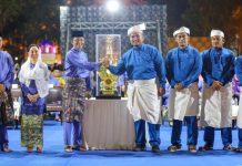 Ribuan Warga Padati Dataran Engku Putri, Pembukaan MTQH XXXIV Batam Berlangsung Meriah Pembukaan MTQH XXXIV Batam Berlangsung Meriah 1