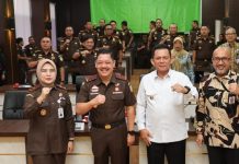 Pemprov Kepri Hibahkan Lahan ke Kejati, Perkuat Penegakan Hukum di Natuna Pemprov Kepri Hibahkan Lahan ke Kejati, Perkuat Penegakan Hukum di Natuna