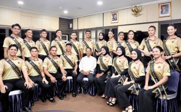 Pesan Wali Kota Amsakar ke 20 Finalis Encik dan Puan Batam 2026 Pesan Wali Kota Amsakar ke 20 Finalis Encik dan Puan Batam 2026