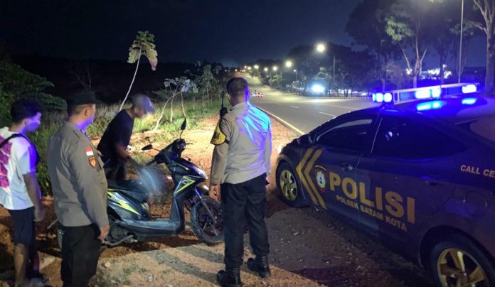 Polisi Bubarkan Dugaan Balap Liar di Bundaran Bandara Batam