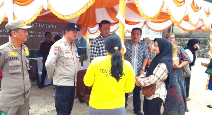 Reses Anggota DPRD Kepri Rudy Chua Jadi Ajang Dialog dan Aspirasi Warga Tanjung Unggat Reses Anggota DPRD Kepri Rudy Chua Jadi Ajang Dialog dan Aspirasi Warga Tanjung Unggat