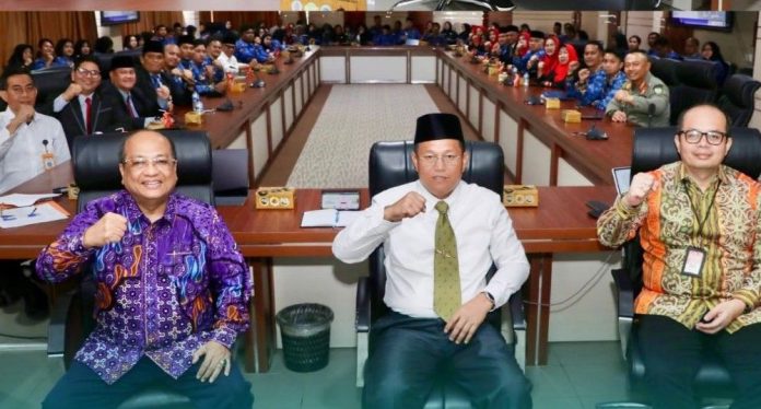 Sekda Batam Buka FGD APBD 2026, Targetkan Efisiensi Rp18,2 Miliar Lewat WFH