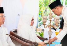 Amsakar Achmad Gelar Walimatus Safar dan Mohon Doa Restu Warga Batam Amsakar Achmad Gelar Walimatus Safar dan Mohon Doa Restu Warga Batam