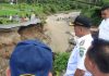 Bupati Welly Instruksikan Penanganan Cepat Jalan Darurat Pencarian Korban Dilanjutkan Bupati Pasaman Welly Suhery bersama rombongan OPD tinjau langsung kondisi Banjir di kecamatan Simpati