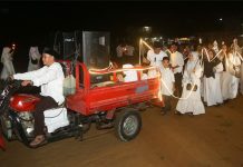 Bupati dan Wakil Bupati Anambas Buka Pawai Takbir Idul Adha 1447 H di Tarempa Bupati dan Wakil Bupati Anambas Buka Pawai Takbir Idul Adha 1447 H di Tarempa