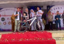 Dewi Ansar Buka GASSA 2026, Ajang Kreativitas Pelajar Meriahkan HUT SMAN 1 Bintan Utara Dewi Ansar Buka GASSA 2026, Ajang Kreativitas Pelajar Meriahkan HUT SMAN 1 Bintan Utara