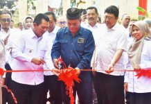 Gubernur Ansar Resmikan Revitalisasi Sejumlah Sekolah di SMKN 11 Batam Gubernur Ansar Resmikan Revitalisasi Sejumlah Sekolah di SMK Negeri 11 Batam