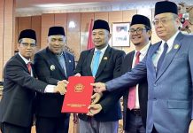 DPRD Karimun Soroti Evaluasi Kinerja Pemda dan Dorong Pemerataan Industri Lewat RPIK Dewan Perwakilan Rakyat Daerah (DPRD) Kabupaten Karimun menyampaikan berbagai usulan