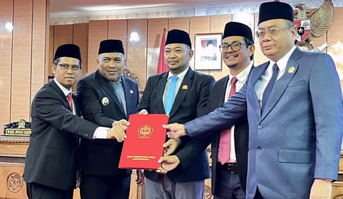 Dewan Perwakilan Rakyat Daerah (DPRD) Kabupaten Karimun menyampaikan berbagai usulan