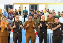 Perkuat Pemahaman Izin Tambang, Kades se-Bintan Dapat Penerangan Hukum dari Kejati Kepri Kades se-Bintan Dapat Penerangan Hukum dari Kejati Kepri