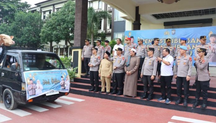 Kapolda Kepri menyampaikan jumlah hewan kurban tahun ini mengalami peningkatan Kapolda Kepri menyampaikan jumlah hewan kurban tahun ini mengalami peningkatan