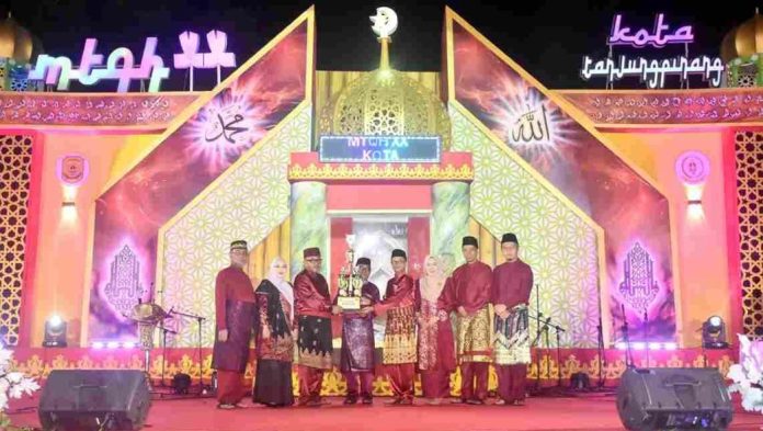 Kecamatan Tanjungpinang Kota Kembali Juara Umum MTQH XX Tanjungpinang 2026