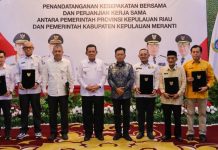 Kepri dan Kabupaten Meranti Perkuat Kerja Sama Kapal Penumpang hingga Layanan Kesehatan Kepri dan Kabupaten Meranti Perkuat Kerja Sama Kapal Penumpang hingga Layanan Kesehatan