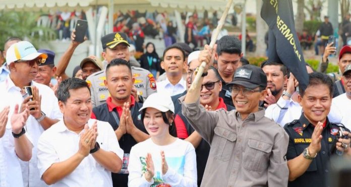 May Day 2026 Batam, Keceriaan Amsakar-Li Claudia bersama Buruh Batam