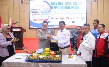 May Day 2026, KSBSI dan Polda Kepri Perkuat Edukasi Hak Buruh dan Keselamatan Lalu Lintas May Day 2026, KSBSI dan Polda Kepri Perkuat Edukasi Hak Buruh dan Keselamatan Lalu Lintas