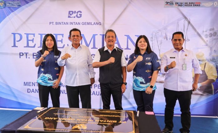 Menteri KKP dan Gubernur Ansar Resmikan Pabrik Pengolahan Ikan PT BIG di Kijang Bintan Menteri KKP dan Gubernur Ansar Resmikan Pabrik Pengolahan Ikan PT BIG di Kijang Bintan