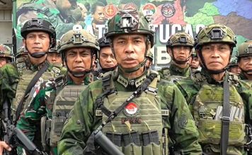 Pangkogabwilhan III Letjen TNI Lucky Avianto Ungkap Kasihan Warga Dipaksa OPM Papua Tanam Ganja Letjen TNI Lucky Avianto: Kasihan Warga Dipaksa OPM Papua Tanam Ganja