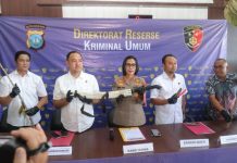 Kronologis dan Motif Pelaku Perusak 300 Pohon Jati Emas di Jalan Batam Pelaku Perusak 300 Pohon Jati Emas di Jalan Batam Diamankan di Hutan Duriangkang