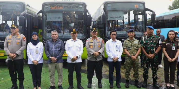 Pemko Batam Tambah 19 Armada Baru Trans Batam dan Kenalkan Sistem Bayar QRIS Tap