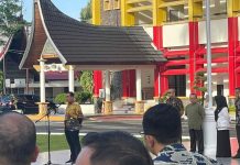 Bangga Melayani Bangsa, Pemprov Sumbar Wajibkan Putar Lagu Indonesia Raya Setiap Pukul 10.00 WIB Bangga Melayani Bangsa, Pemprov Sumbar Wajibkan Putar Lagu Indonesia Raya Setiap Pukul 10.00 WIB