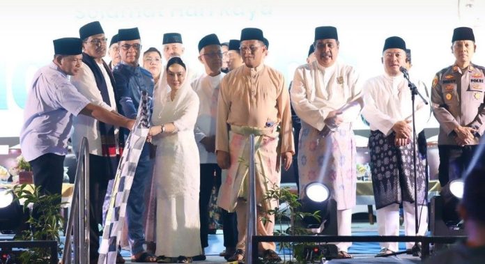 Ribuan Warga Semarakkan Pawai Takbir Idul Adha 1447 H Ribuan Warga Semarakkan Pawai Takbir Idul Adha 1447 H