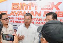 Sekda Batam Buka Bimtek Sinergi Pemungutan Opsen Pajak dan Penerimaan Pajak Daerah Sekda Batam Buka Bimtek Sinergi Pemungutan Opsen Pajak dan Penerimaan Pajak Daerah