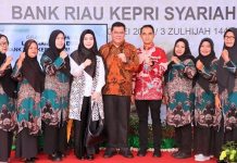 Sekda Ronny Resmikan Kantor Penyelenggara RAHN Emas BRKS Syariah Cabang Bintan Sekda Ronny Resmikan Kantor Penyelenggara RAHN Emas BRKS Syariah Cabang Bintan