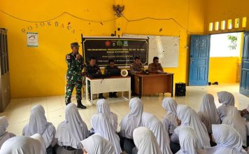 Sinergi TMMD 128 Kodim 0318 Natuna dan Bhabinkamtibmas Gelar Penyuluhan di SMA 1 Siantan Utara Sinergi TMMD 128 Kodim 0318 Natuna dan Bhabinkamtibmas Gelar Penyuluhan di SMA 1 Siantan Utara