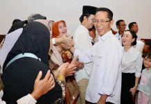 Amsakar-Li Claudia Ajak Tokoh Masyarakat Jaga Kondusivitas dan Kawal Kemajuan Batam Wali Kota Batam Amsakar Achmad 11