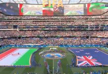 Bendera Iran Berkibar, Suporter Amerika Nyinyir dan Suporter Iran Sidir Aksi Bom Sekolah Bendera Iran Berkibar, Suporter Amerika Nyinyir