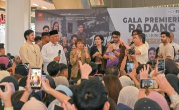 Gubernur Mahyeldi Nilai Film Jangan Buang Ibu Jadi Pengingat Pentingnya Bakti kepada Orang Tua Gubernur Mahyeldi Nilai Film Jangan Buang Ibu Jadi Pengingat Pentingnya Bakti kepada Orang Tua