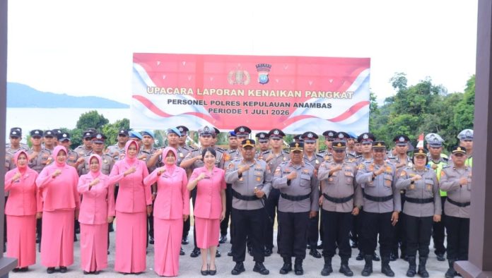 Kapolres AKBP IG Agung Budianaloka Pimpin Upacara Kenaikan Pangkat 23 Personel Polres